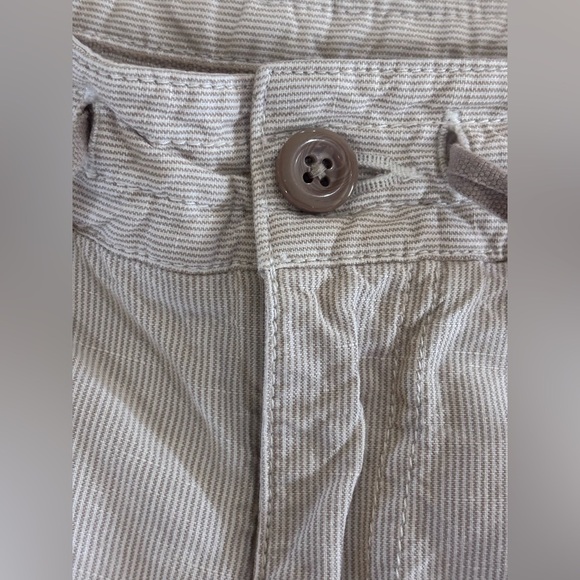 The North Face Khaki Pinstriped Linen Shorts Size 10 Regular - Picture 4 of 13